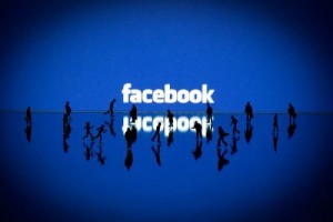 Facebook推出其自家应用用于通讯。